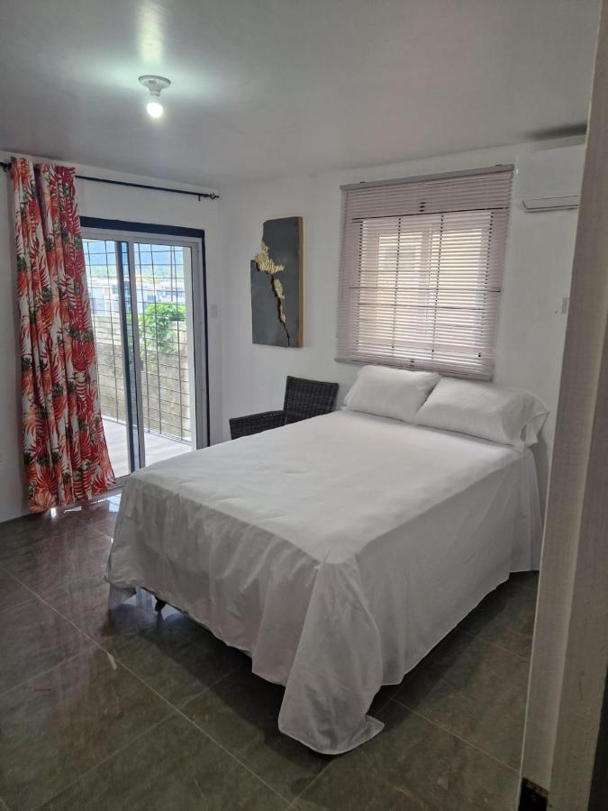 Amharic Hotel Kingston Eksteriør billede